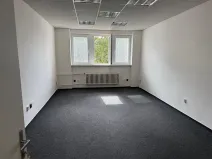 Pronájem kanceláře, Praha - Žižkov, U zásobní zahrady, 370 m2