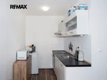 Pronájem bytu 2+kk, Praha - Nusle, Plamínkové, 40 m2