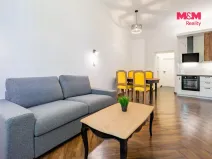 Prodej bytu 2+kk, Horní Planá, Náměstí, 50 m2