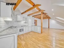 Pronájem bytu 2+kk, Poděbrady, Riegrovo náměstí, 99 m2