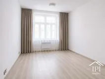 Pronájem bytu 2+kk, Praha - Holešovice, Veverkova, 42 m2