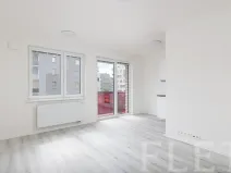 Pronájem bytu 1+kk, Praha - Hloubětín, Waltariho, 36 m2