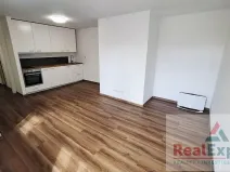 Pronájem bytu 1+kk, Praha - Vinohrady, Máchova, 34 m2