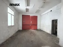 Pronájem obchodního prostoru, Praha - Horní Počernice, Komárovská, 442 m2