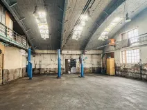 Pronájem obchodního prostoru, Praha - Horní Počernice, Komárovská, 442 m2