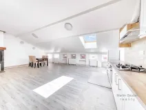 Prodej bytu 2+kk, Praha - Střešovice, Na Petynce, 89 m2