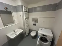 Pronájem bytu 2+kk, Praha - Hloubětín, Nademlejnská, 47 m2