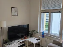 Pronájem bytu 2+kk, Praha - Žižkov, Jeseniova, 39 m2