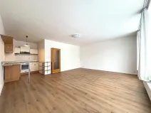 Pronájem bytu 1+kk, Praha - Strašnice, Vinohradská, 40 m2