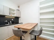 Pronájem bytu 1+kk, Praha - Žižkov, Fibichova, 32 m2