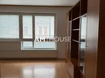 Pronájem bytu 1+kk, Praha - Libeň, Kurta Konráda, 29 m2