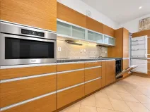 Pronájem bytu 2+1, Praha - Kobylisy, Střelničná, 72 m2