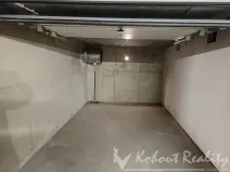 Pronájem garáže, Praha - Strašnice, Štěchovická, 16 m2