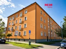 Pronájem bytu 1+1, Pardubice - Zelené Předměstí, Benešovo náměstí, 39 m2
