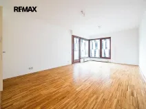 Pronájem bytu 2+kk, Praha - Karlín, Rohanské nábřeží, 73 m2