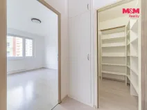 Prodej bytu 2+1, Karlovy Vary, Úvalská, 63 m2
