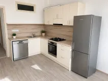 Pronájem bytu 2+1, Praha - Holešovice, Dělnická, 85 m2