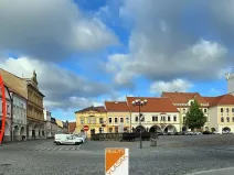 Pronájem bytu 2+1, Kadaň, Mírové náměstí, 109 m2