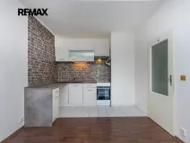 Prodej bytu 2+kk, Praha - Kyje, Lipnická, 42 m2