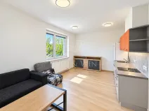 Prodej bytu 1+kk, Jince, Zborovská, 33 m2