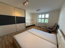 Pronájem bytu 2+kk, Hradec Králové, Střelecká, 52 m2