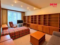 Pronájem bytu 2+1, Karlovy Vary - Drahovice, Gagarinova, 60 m2