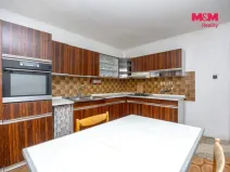 Prodej rodinného domu, Ústín, 242 m2