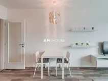 Pronájem bytu 1+kk, Praha - Vysočany, Vysočanská, 32 m2