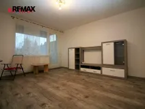 Pronájem bytu 1+kk, Praha - Suchdol, Sídlištní, 38 m2