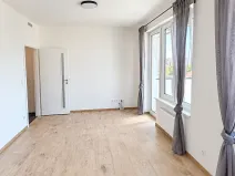 Pronájem bytu 1+kk, Praha, Arnošta Staňka, 35 m2