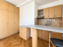 Pronájem bytu 1+kk, Praha - Žižkov, Biskupcova, 30 m2