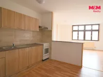 Pronájem bytu 1+kk, Jaroměř, nám. Československé armády, 50 m2