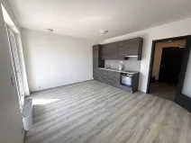Pronájem bytu 1+kk, Praha - Holešovice, Na Maninách, 33 m2
