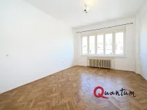 Pronájem bytu 1+kk, Praha - Holešovice, Veverkova, 29 m2