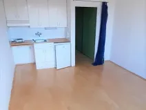 Pronájem bytu 1+kk, Praha - Michle, Batelovská, 25 m2