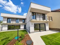 Prodej vícegeneračního domu, Šestajovice, Komenského, 275 m2