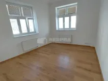 Pronájem bytu 3+1, Praha - Žižkov, Biskupcova, 70 m2