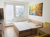 Pronájem bytu 1+kk, Praha - Střížkov, Zakšínská, 30 m2