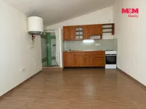 Pronájem bytu 1+kk, Červené Pečky, Dobešovice, 20 m2