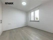Pronájem bytu 2+kk, Kladno, Veleslavínova, 39 m2