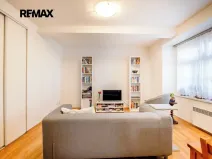 Prodej bytu 2+kk, Praha - Podolí, Doudova, 50 m2