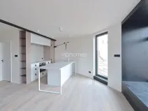 Pronájem bytu 2+kk, Praha - Vinohrady, náměstí Jiřího z Poděbrad, 60 m2