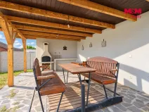 Prodej rodinného domu, Dynín, 330 m2