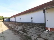 Pronájem skladu, Holubice, 1028 m2
