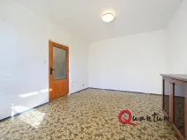 Prodej bytu 1+1, Hradec Králové, třída Edvarda Beneše, 42 m2