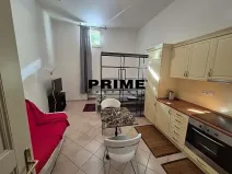 Pronájem bytu 1+kk, Praha - Vinohrady, Italská, 41 m2
