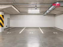 Pronájem garážového stání, Plzeň - Jižní Předměstí, U Tržiště, 12 m2
