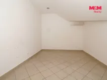 Pronájem obchodního prostoru, Chlumec nad Cidlinou - Chlumec nad Cidlinou IV, Kozelkova, 14 m2
