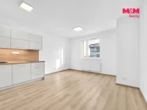 Pronájem bytu 2+kk, Pardubice - Ohrazenice, U Sportovní školy, 54 m2
