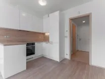 Pronájem bytu 1+kk, Praha - Vysočany, Bassova, 28 m2